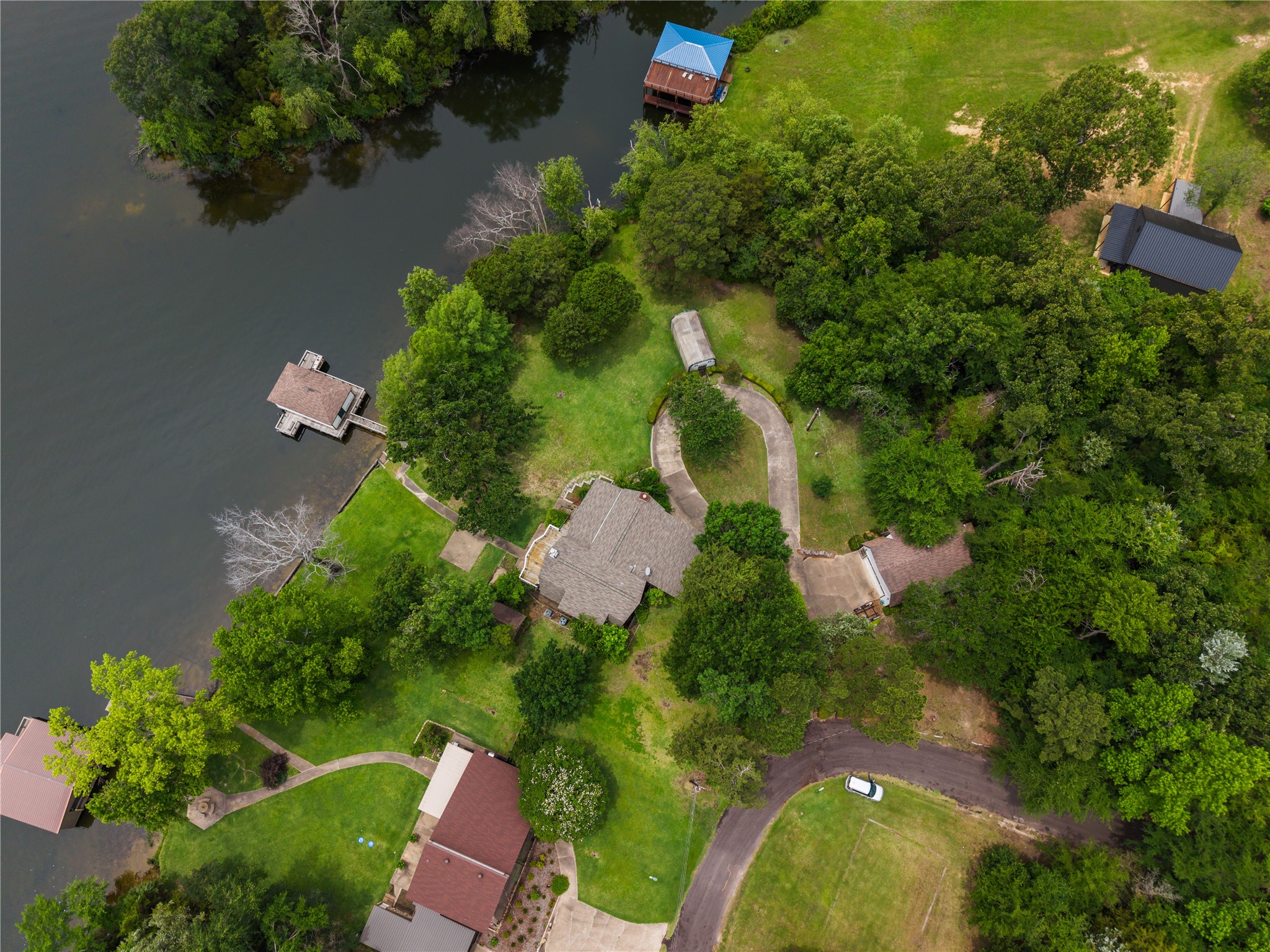 227 County Road 2268 Mineola TX 75773