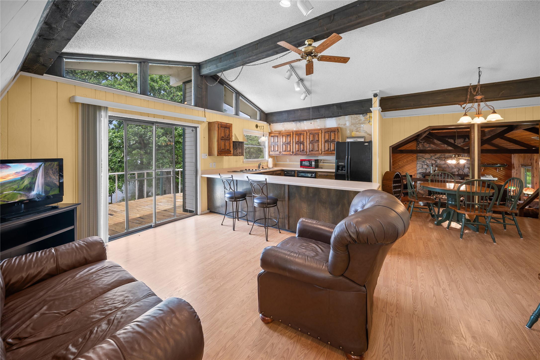 227 County Road 2268 Mineola TX 75773