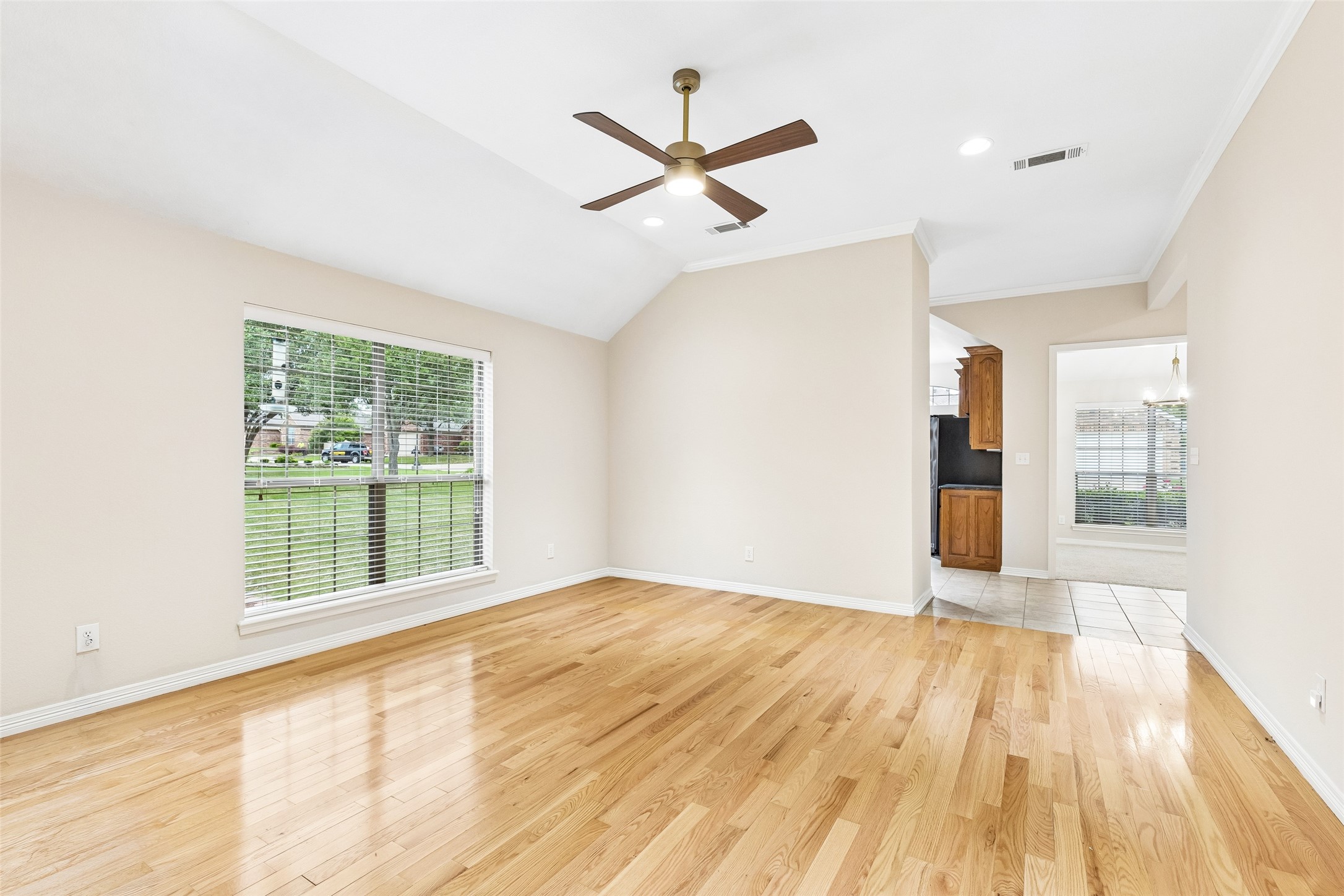 110 Crestway Drive Cedar Hill TX 75104