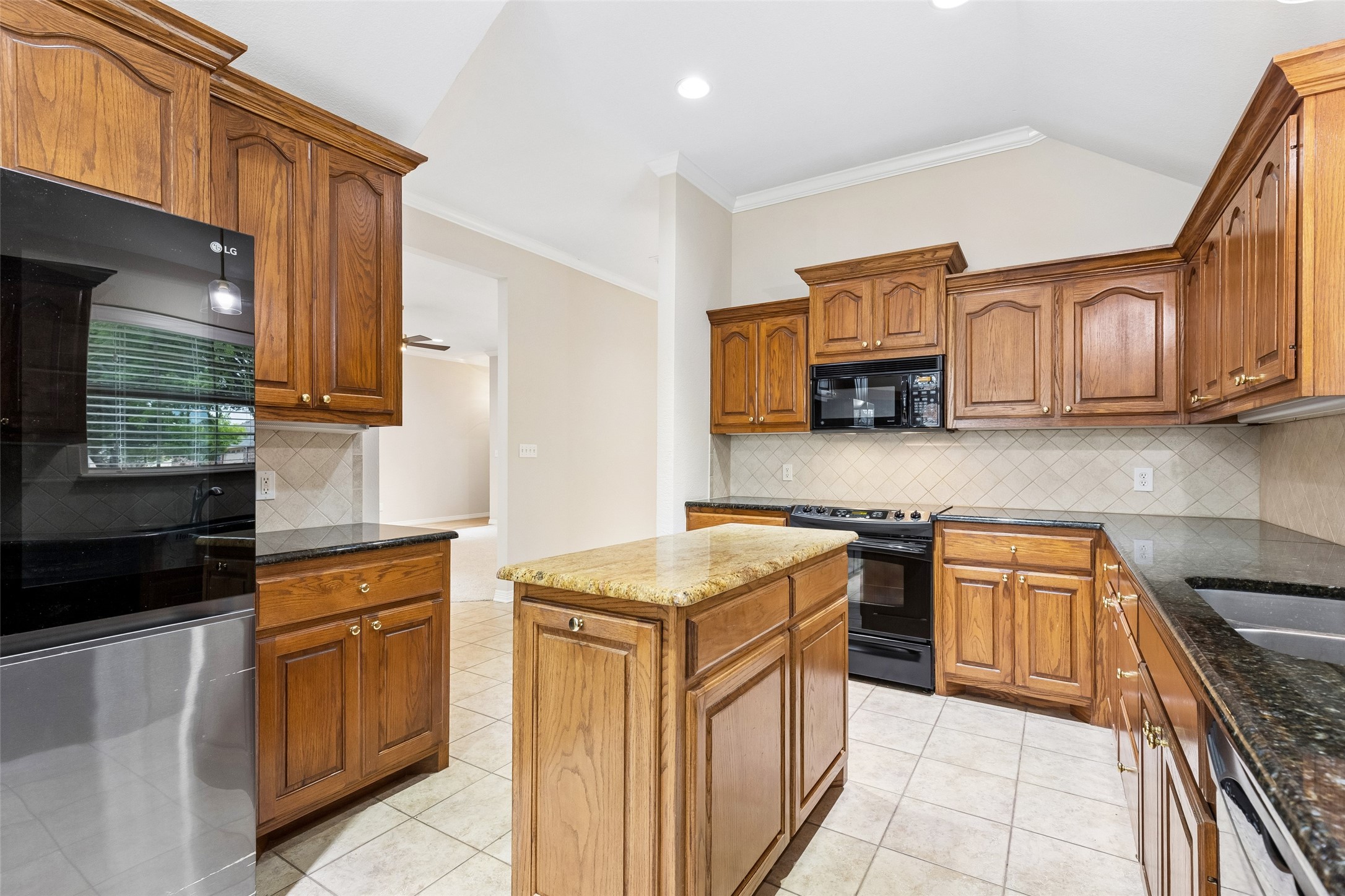 110 Crestway Drive Cedar Hill TX 75104