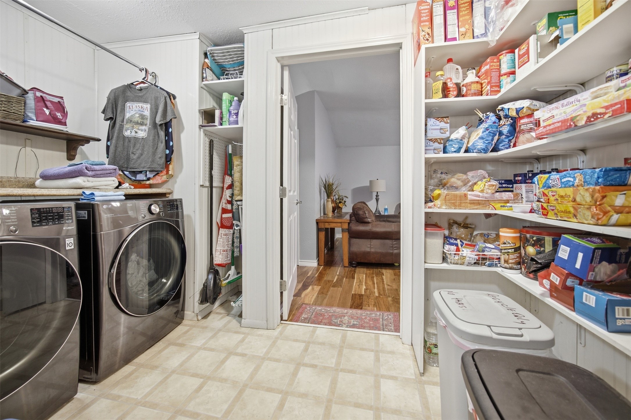 1609 Comanche Trail Garland TX 75043