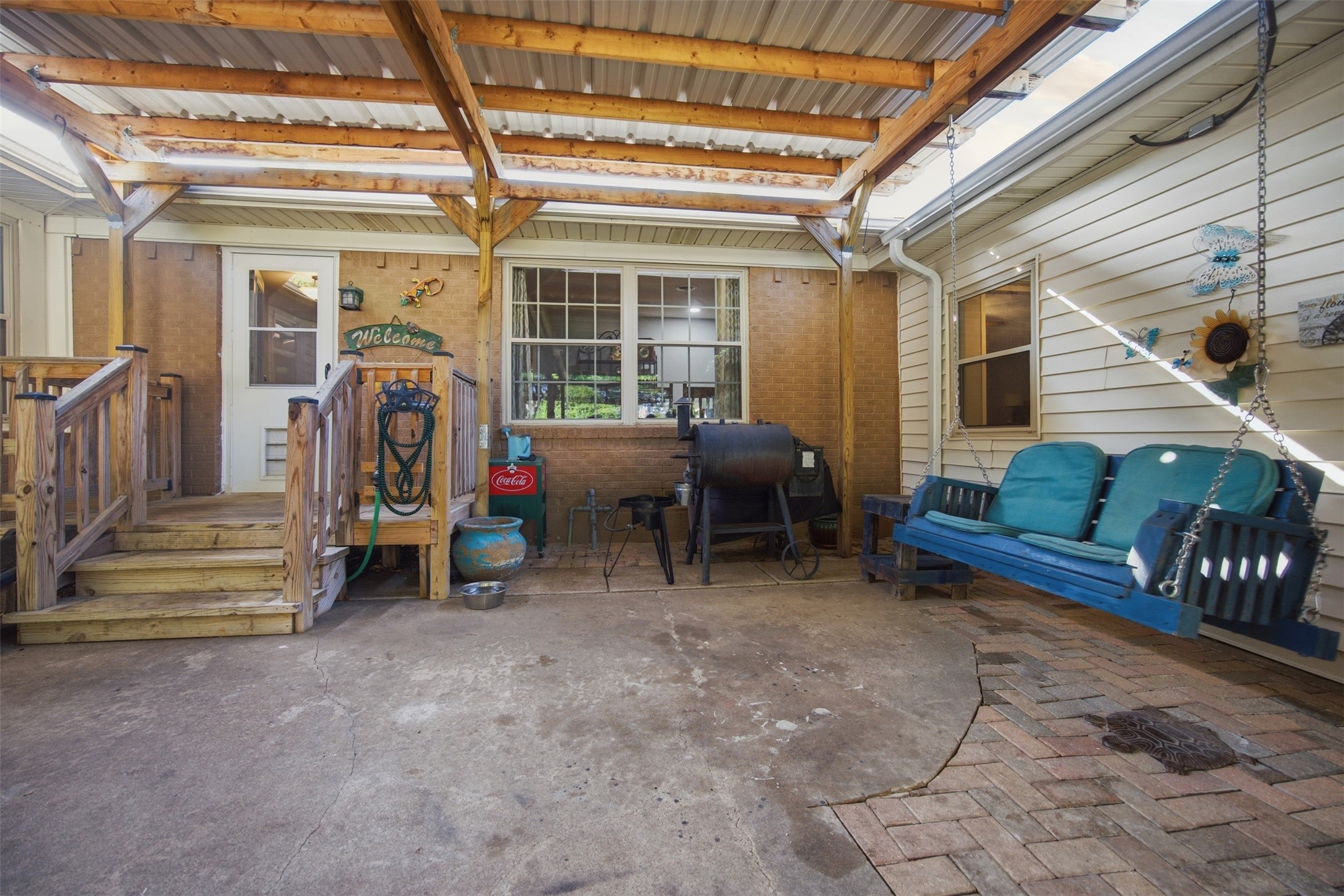 1609 Comanche Trail Garland TX 75043