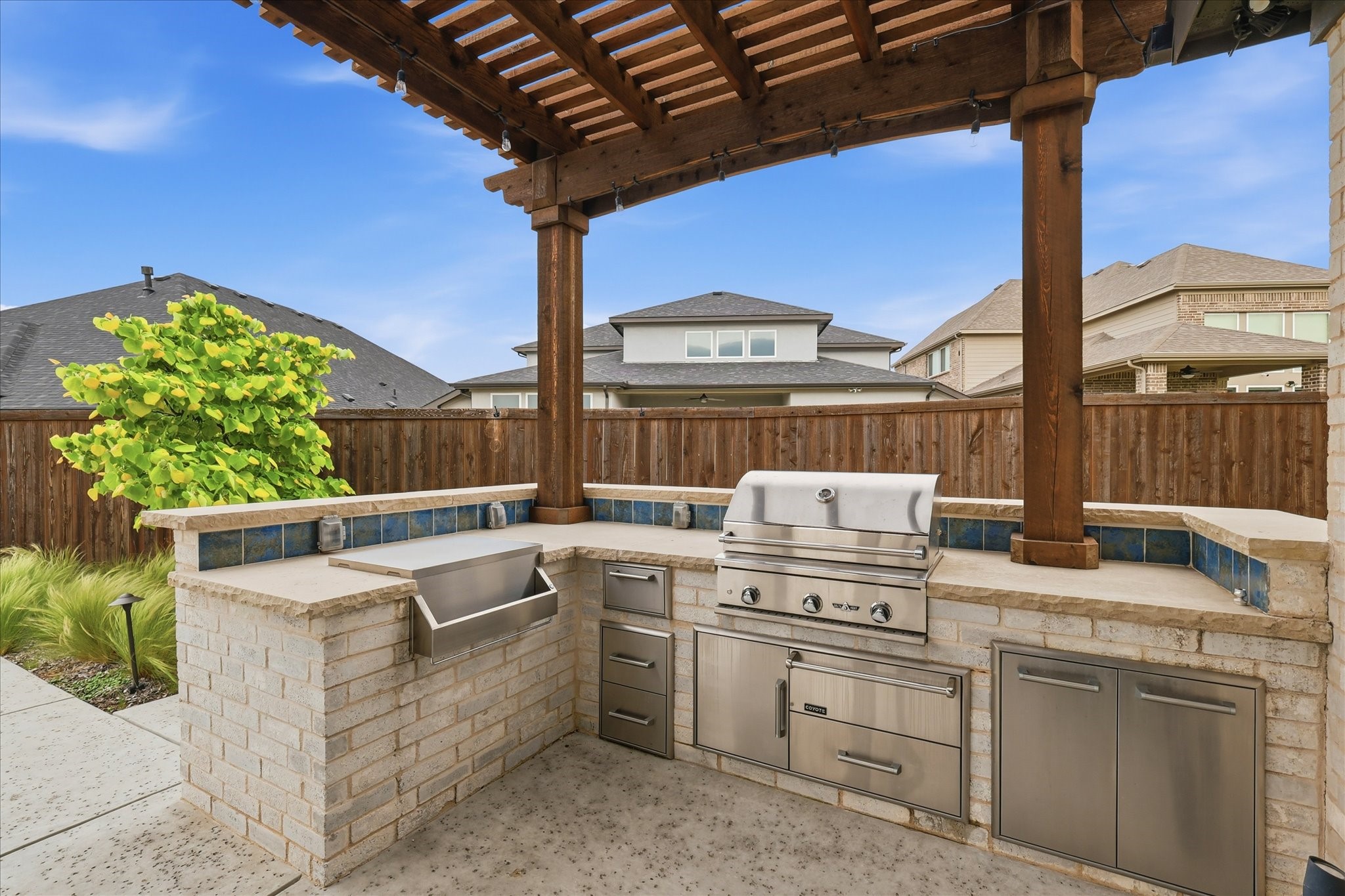 7221 Redwood Road Argyle TX 76226