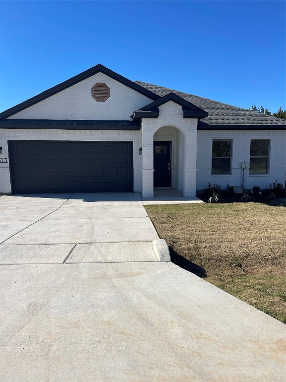 5513 Belaire Circle Granbury TX 76048