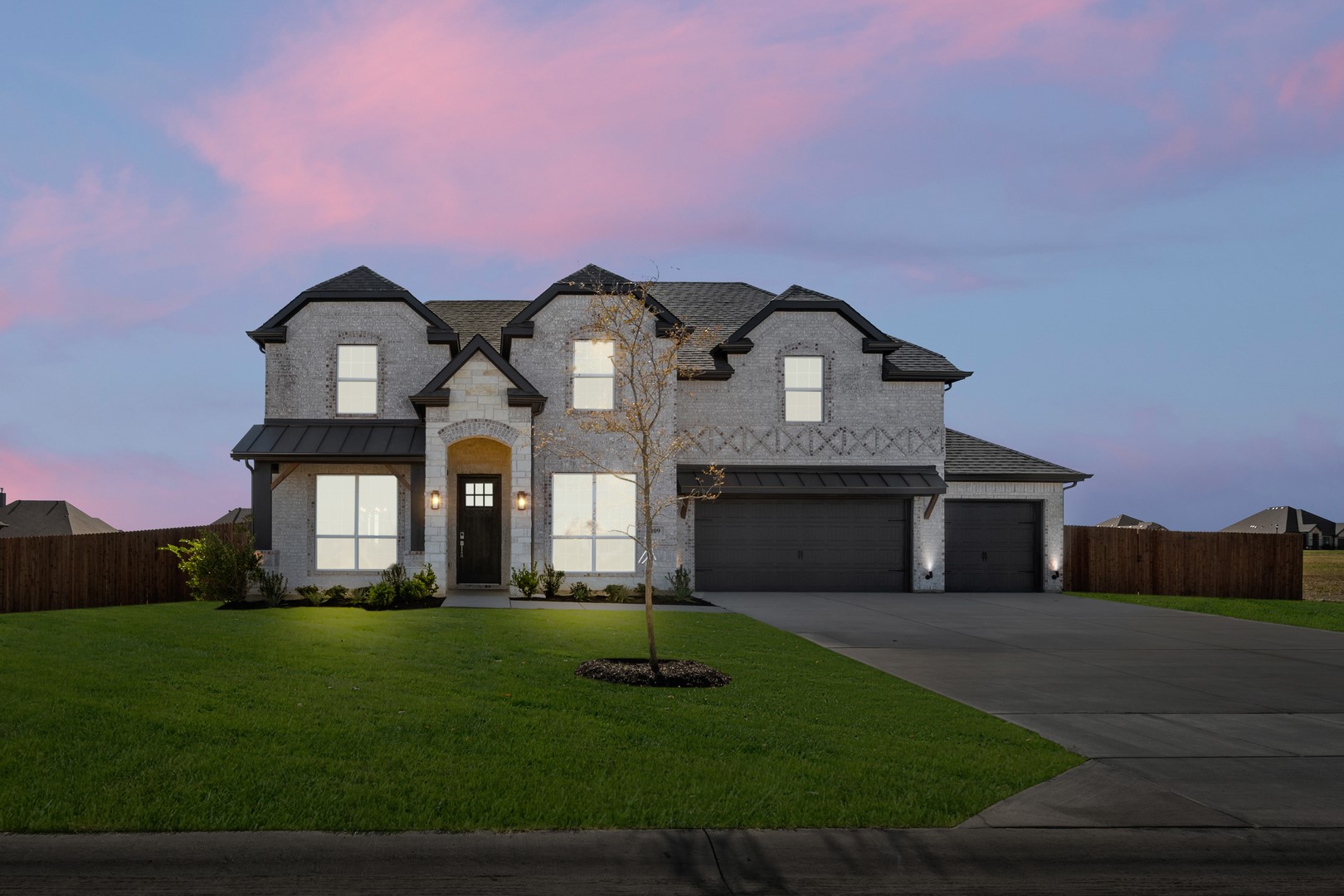 109 Golden Jackal Court Godley TX 76044