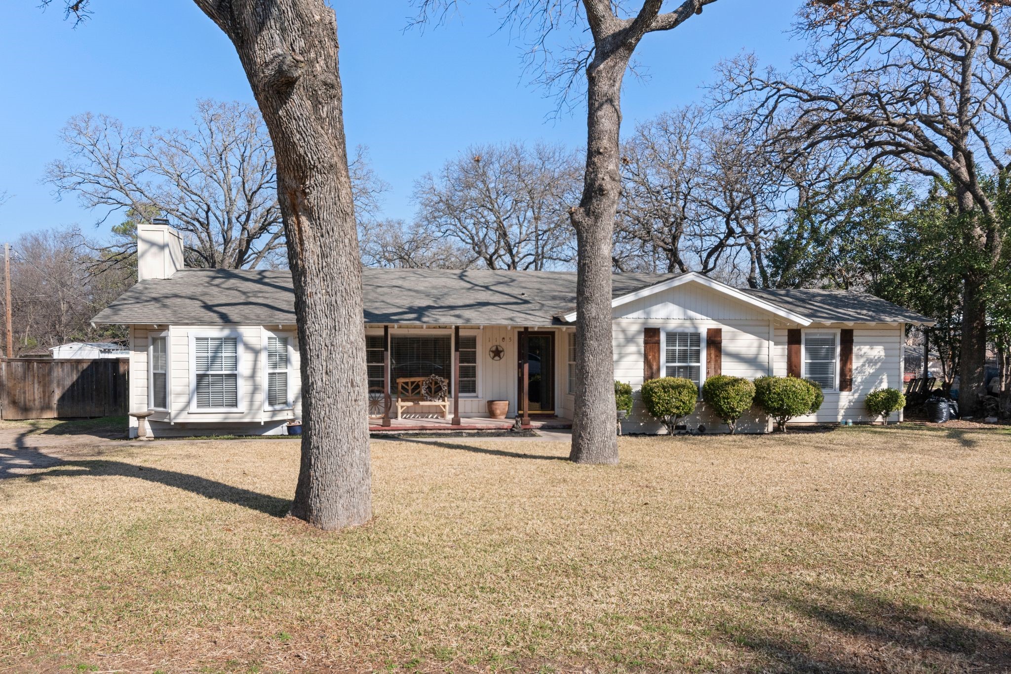 1105 Carpenter Street Azle TX 76020