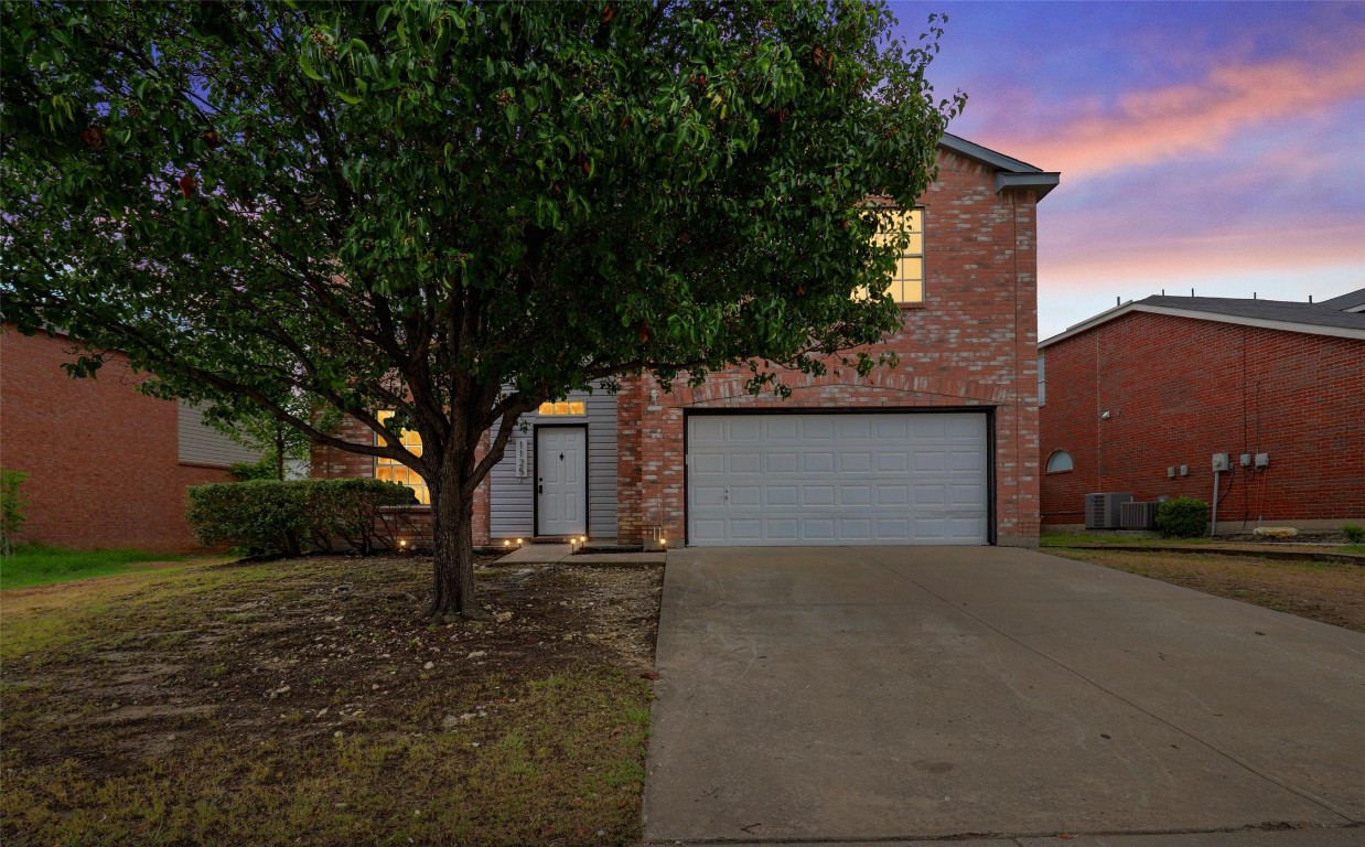 1125 Roundhouse Drive Saginaw TX 76131