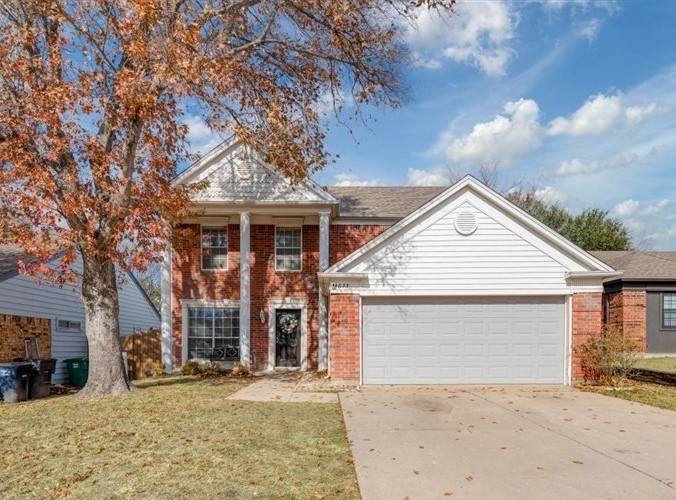 4633 Feathercrest Drive Fort Worth TX 76137