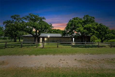 3377 Lodge Creek Road Henrietta TX 76365