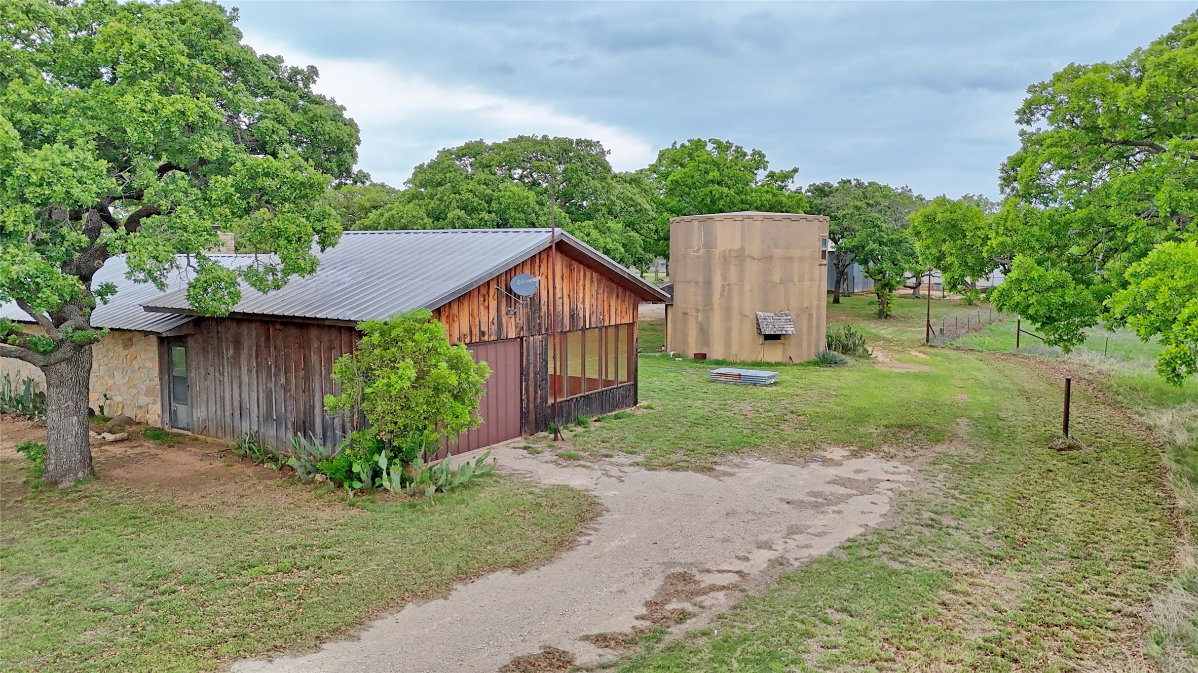 3377 Lodge Creek Road Henrietta TX 76365