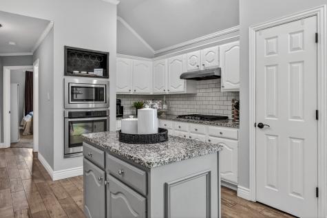 2217 Geneva Circle Denton TX 76210