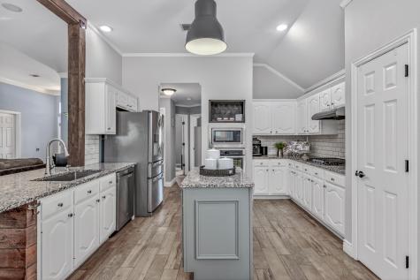 2217 Geneva Circle Denton TX 76210