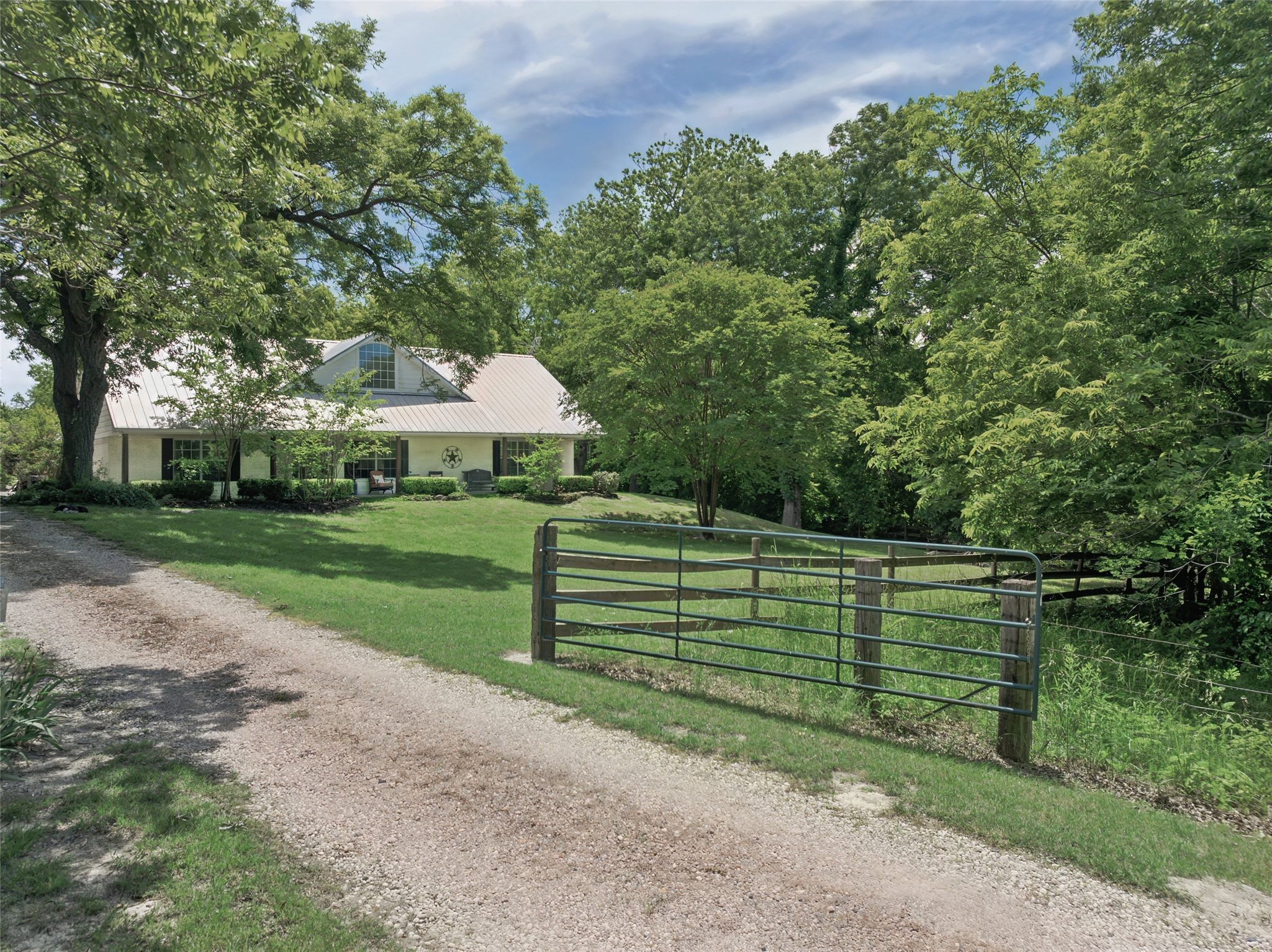 1000 Ballard Road Van Alstyne TX 75495