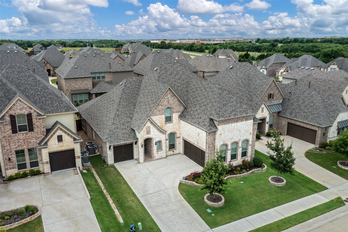 909 Amber Knoll Drive Rockwall TX 75087