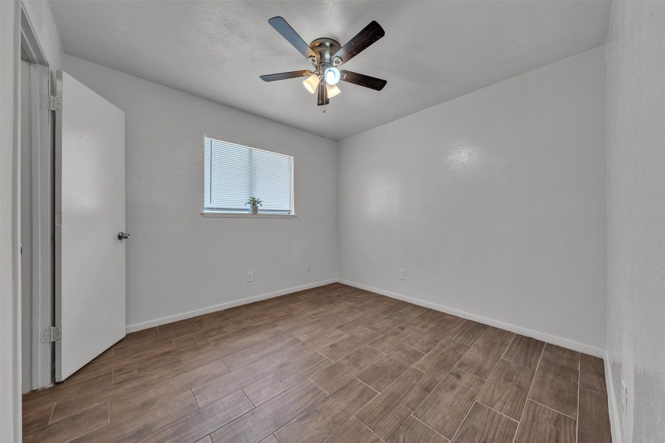 6705 Greenfield Drive Arlington TX 76016