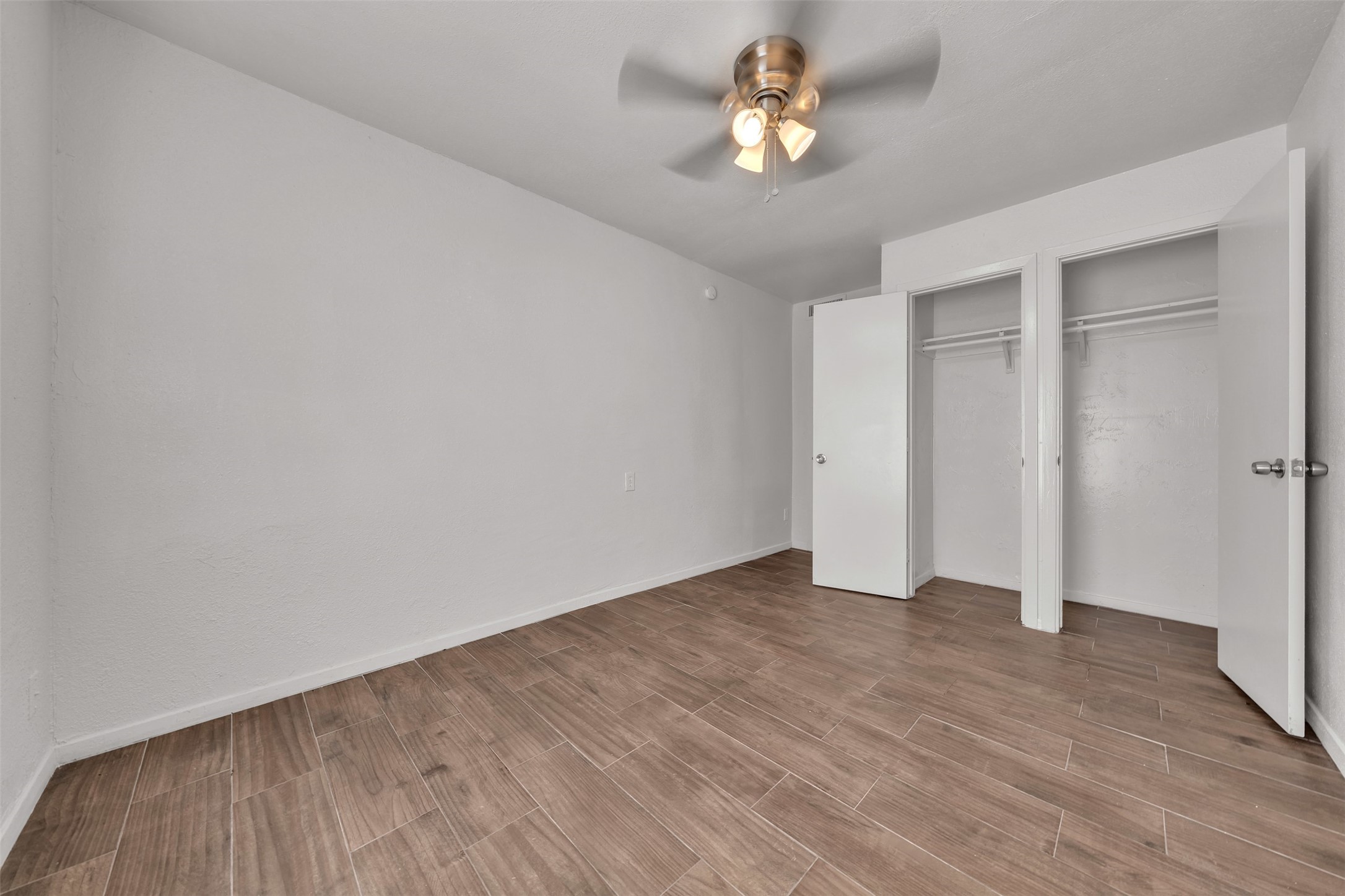 6705 Greenfield Drive Arlington TX 76016