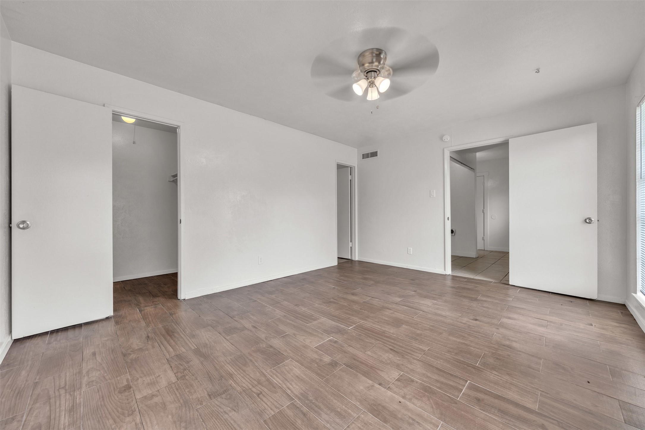 6705 Greenfield Drive Arlington TX 76016