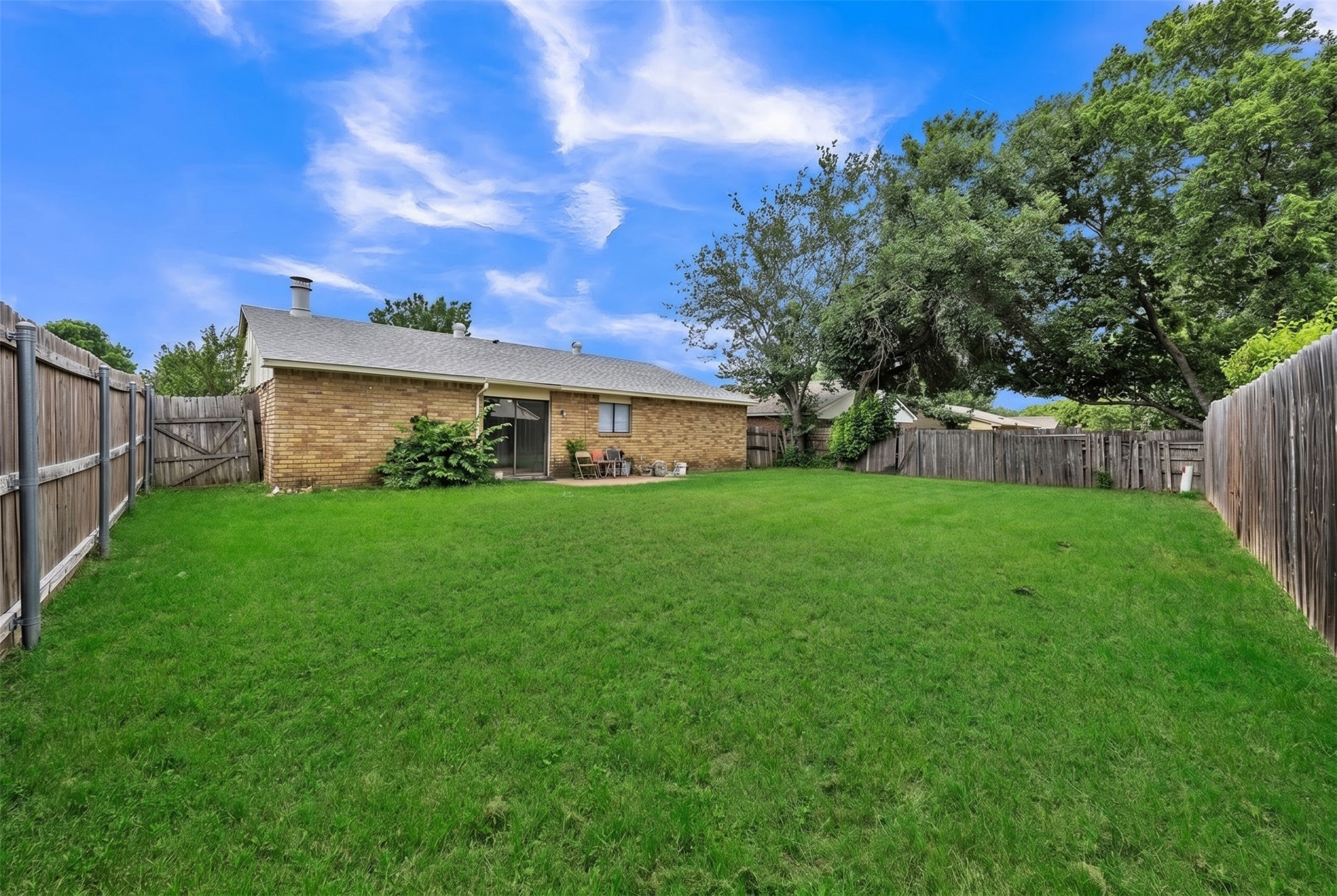 6705 Greenfield Drive Arlington TX 76016