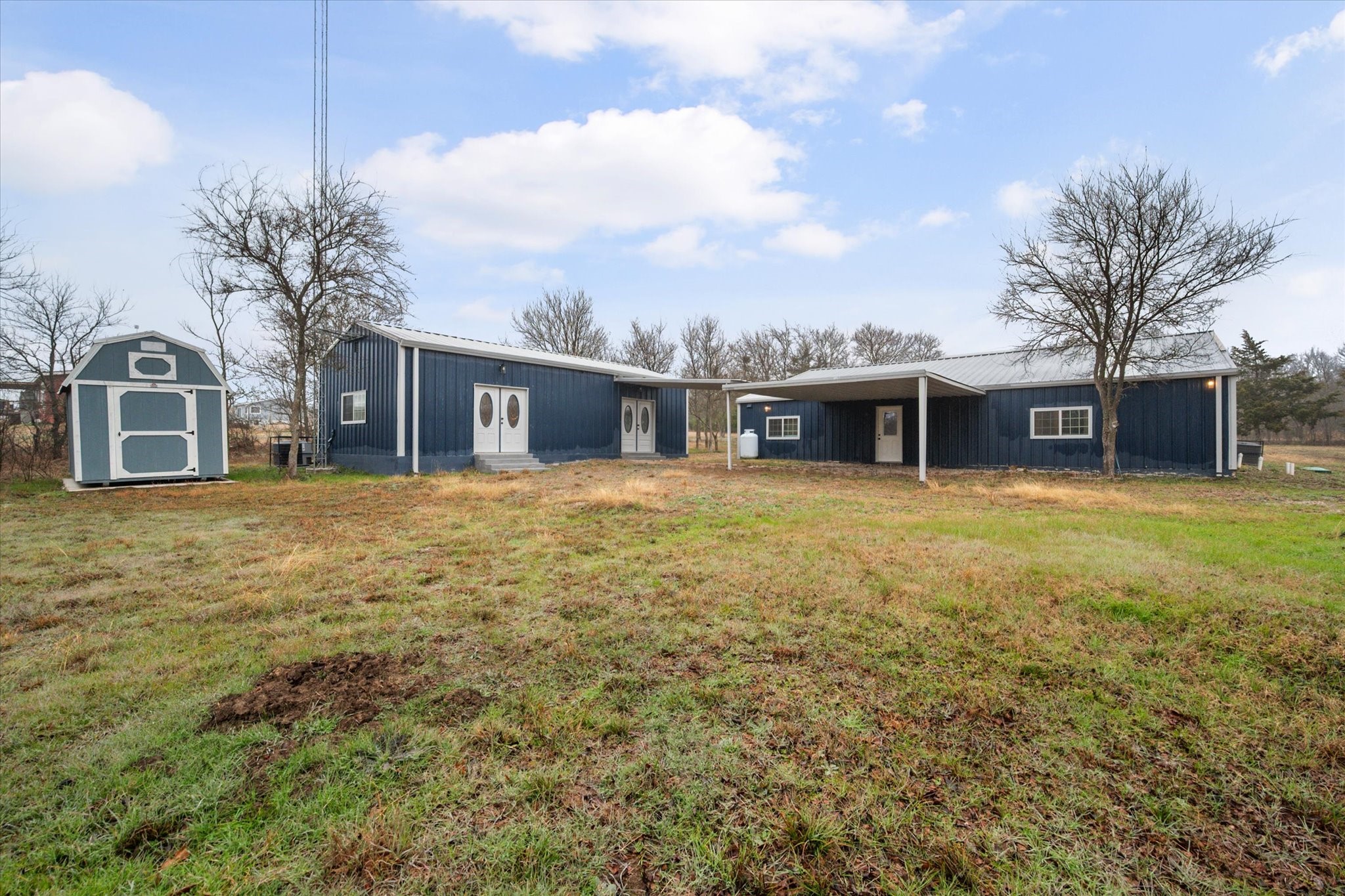 942 SE County Road 2240 Corsicana TX 75109