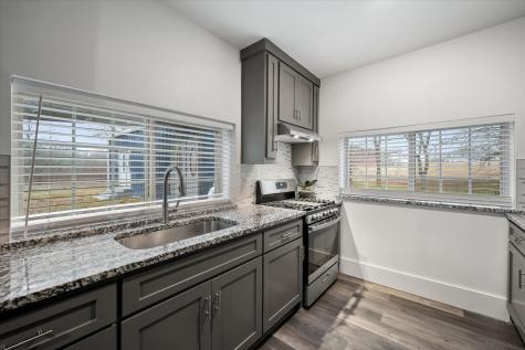 942 SE County Road 2240 Corsicana TX 75109