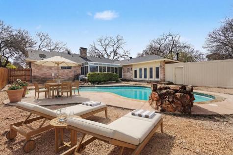 531 Brook Valley Lane Dallas TX 75232