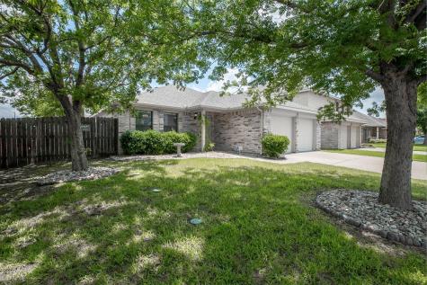 5804 Crestview Drive Grand Prairie TX 75052