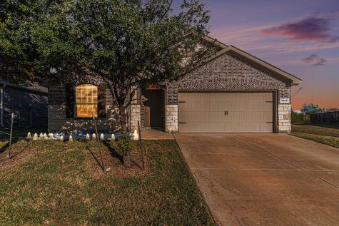 8824 Prairie Dawn Drive Fort Worth TX 76131
