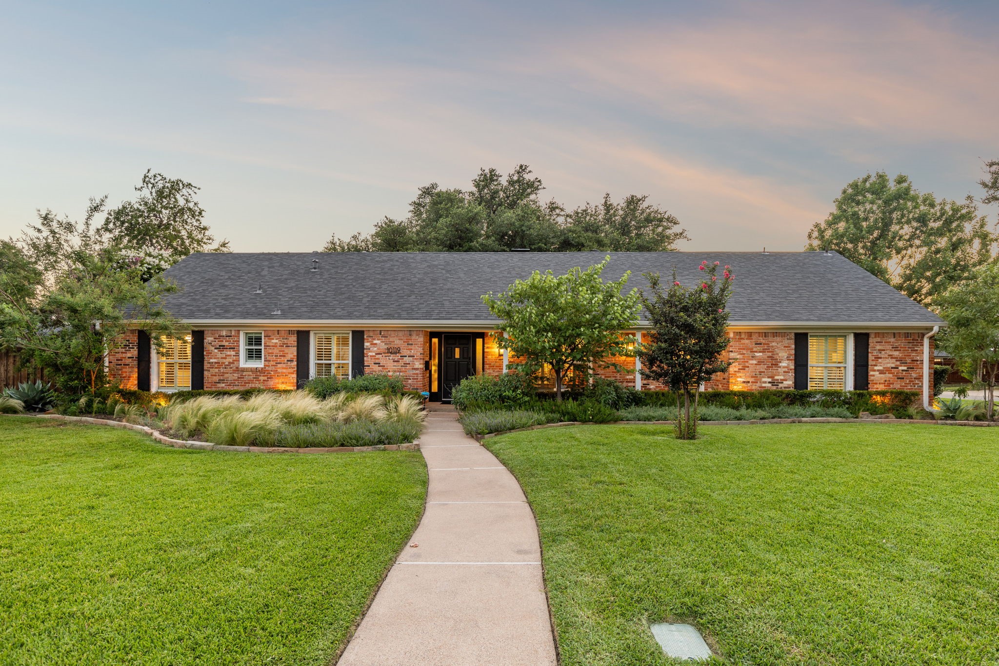 10119 Crestover Circle Dallas TX 75229