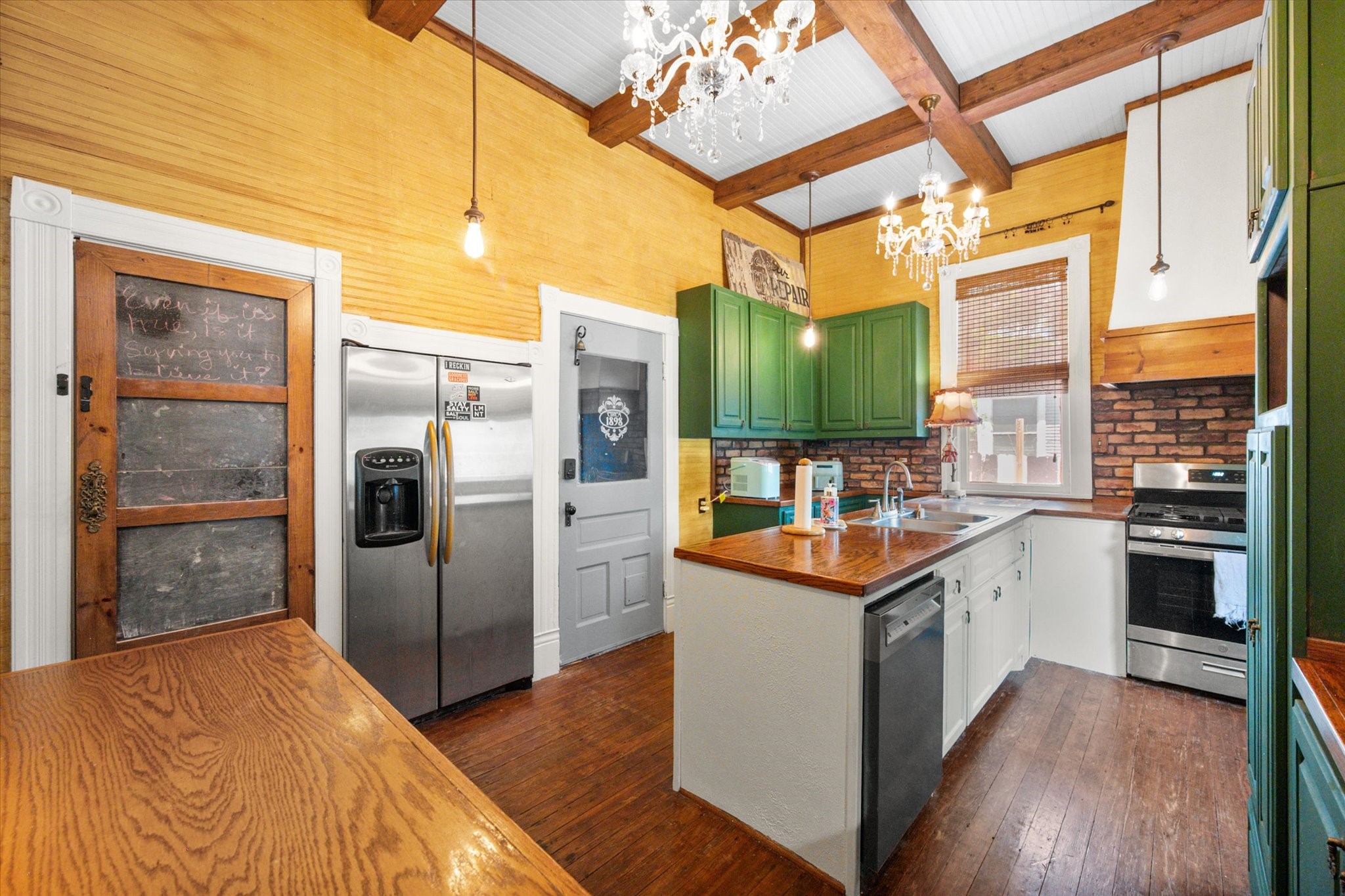 1302 W 5th Avenue Corsicana TX 75110