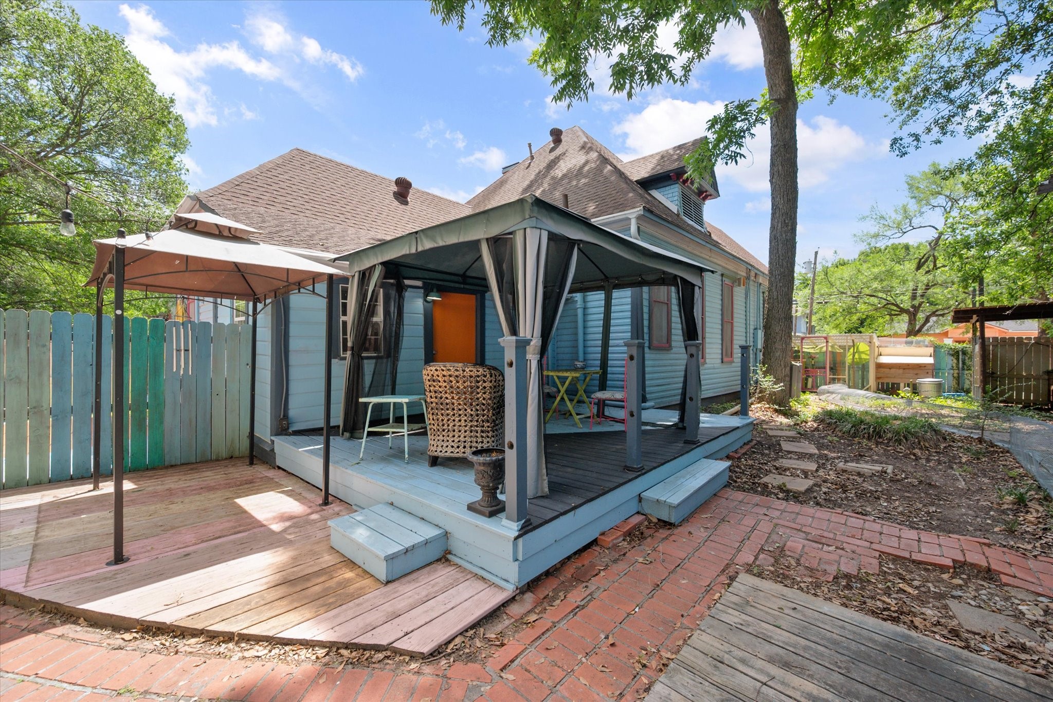 1302 W 5th Avenue Corsicana TX 75110