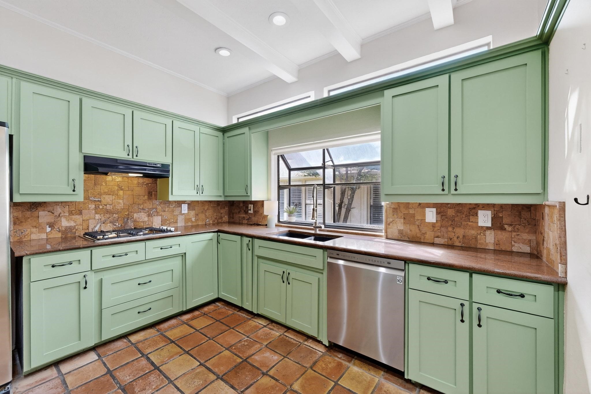 2012 Stain Glass Drive Plano TX 75075