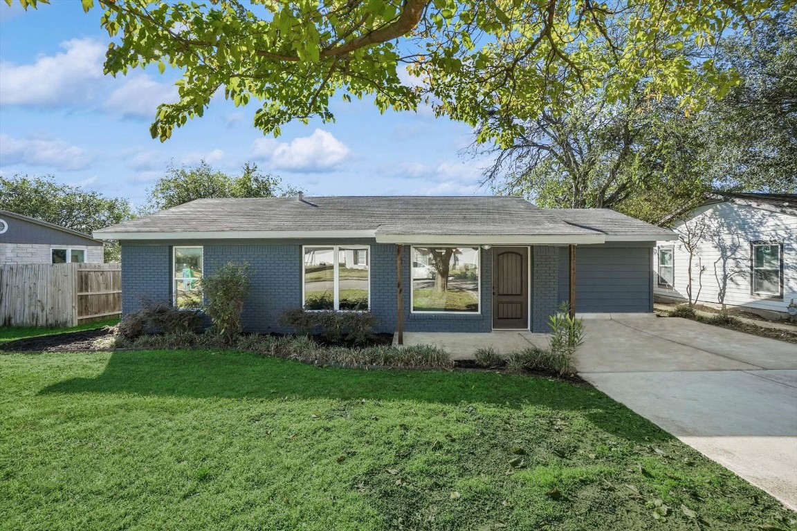 4424 Mckibben Street Haltom City TX 76117