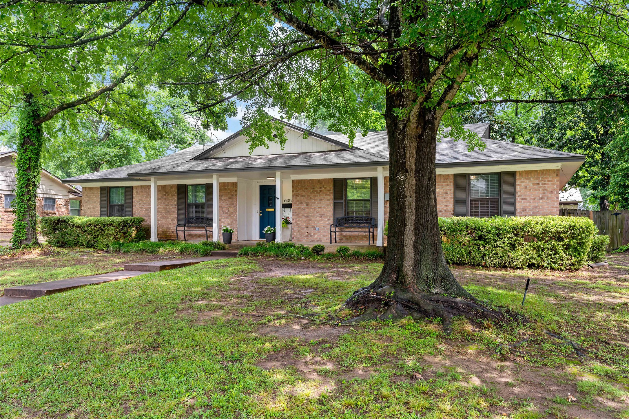 605 SE 32nd Street Paris TX 75460