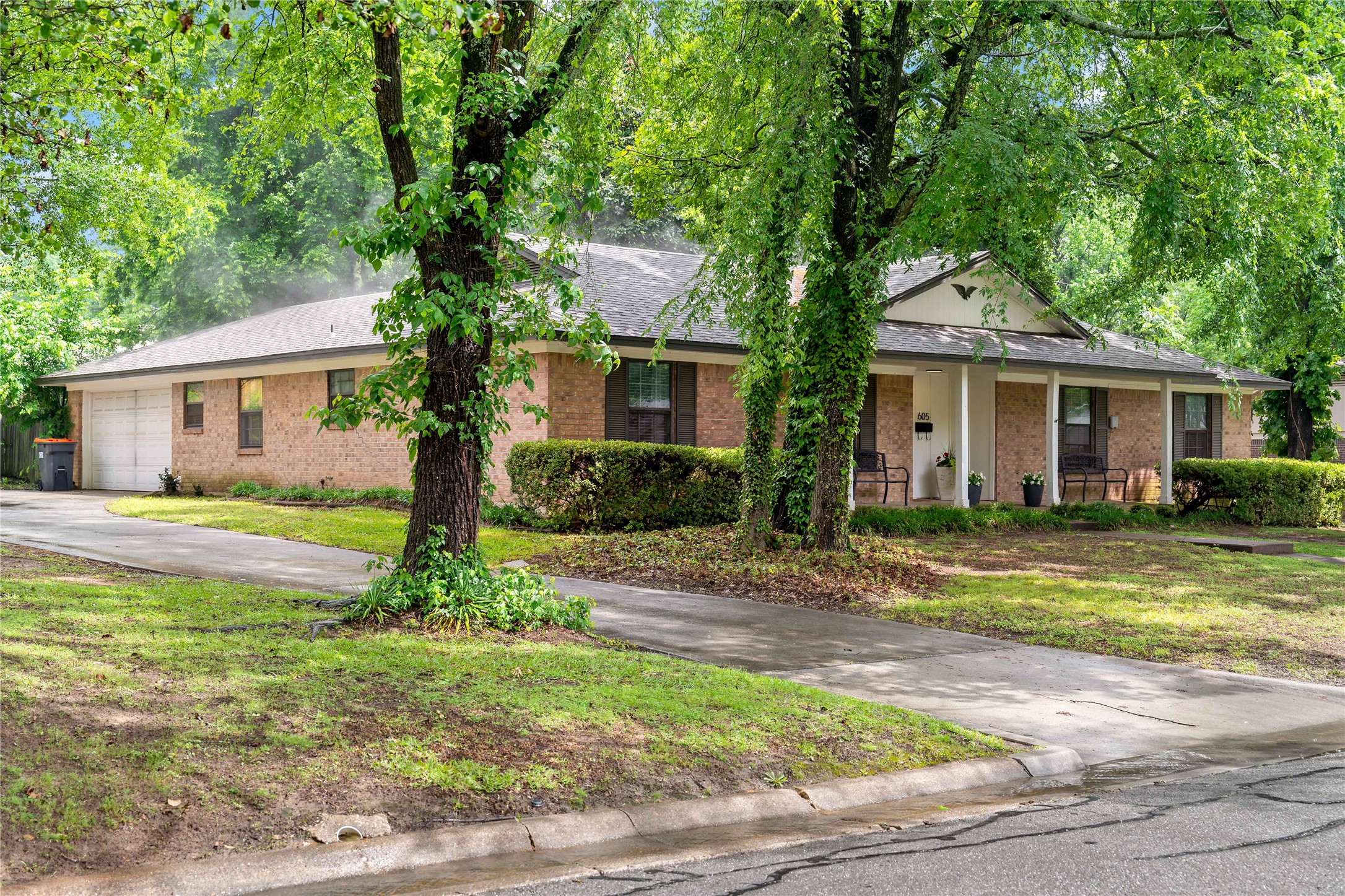605 SE 32nd Street Paris TX 75460
