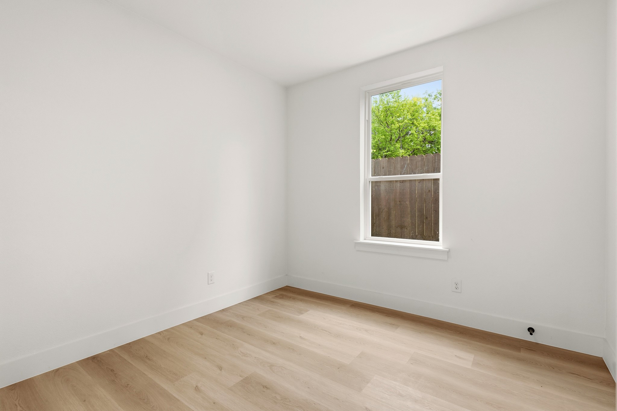 415 N Patton Avenue Dallas TX 75203