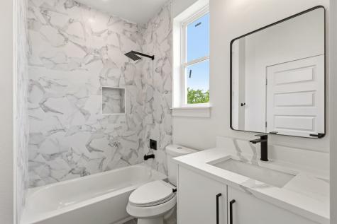 415 N Patton Avenue Dallas TX 75203