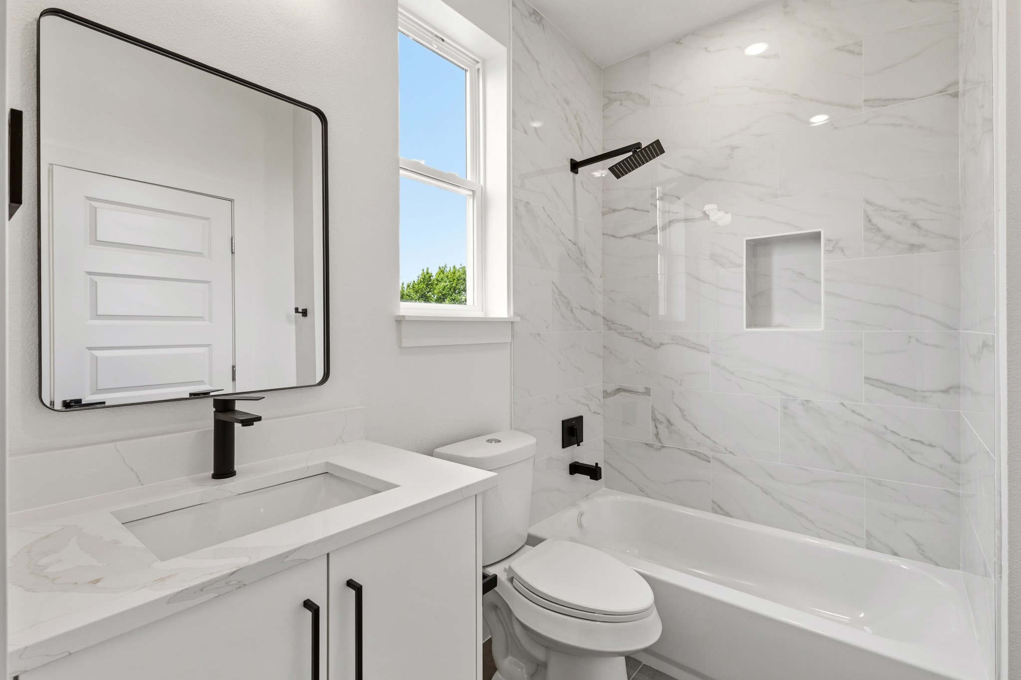 415 N Patton Avenue Dallas TX 75203