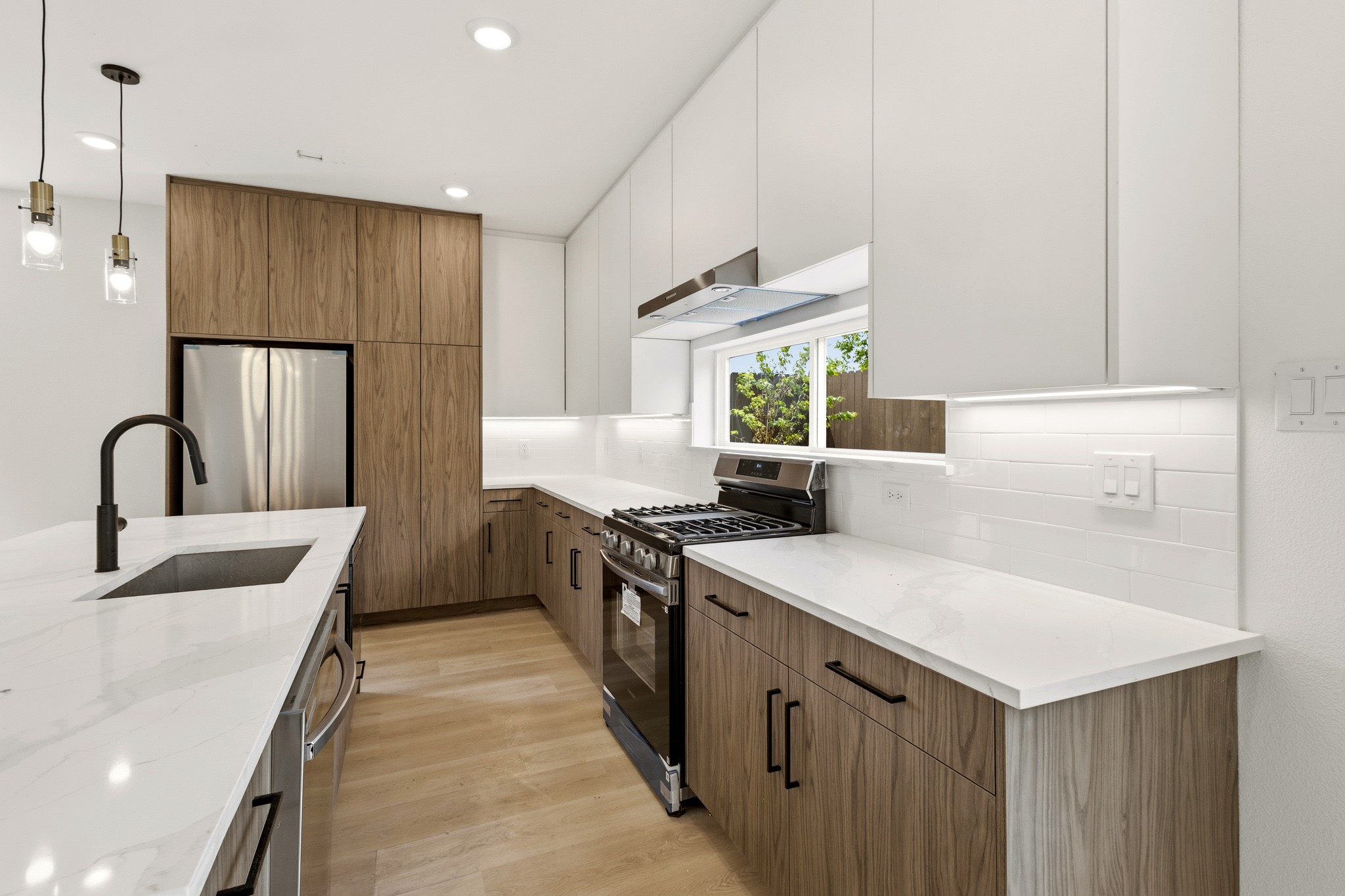 415 N Patton Avenue Dallas TX 75203