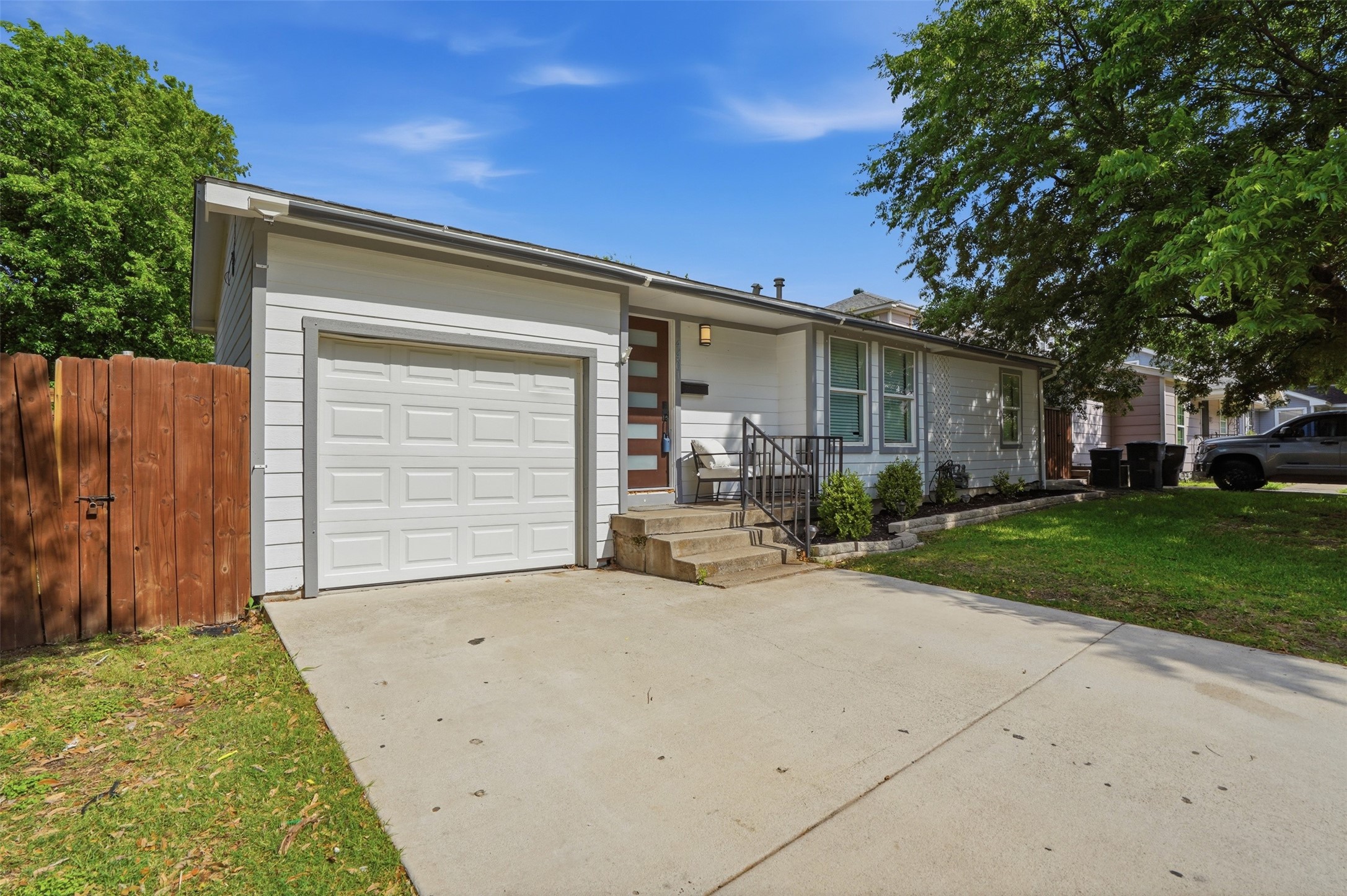 4401 Cherokee Trail Fort Worth TX 76133