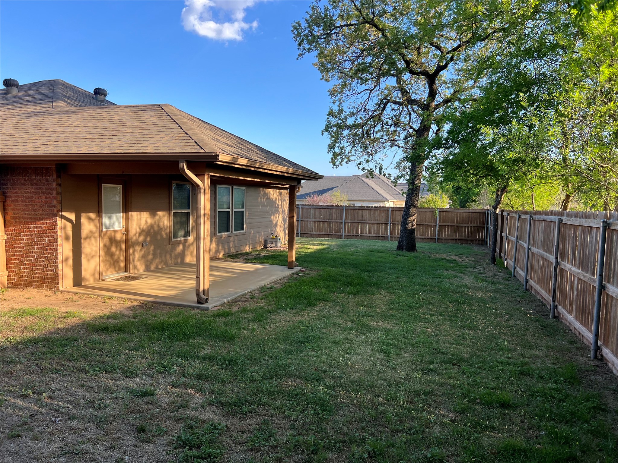 900 Sun Down Stephenville TX 76401