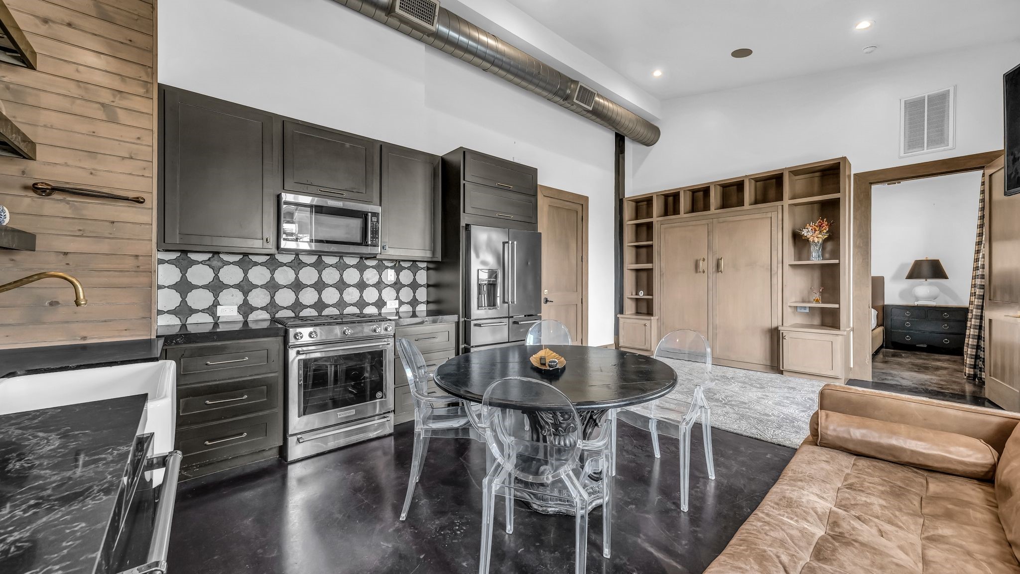 11802 E Rocky Creek Road Crowley TX 76036
