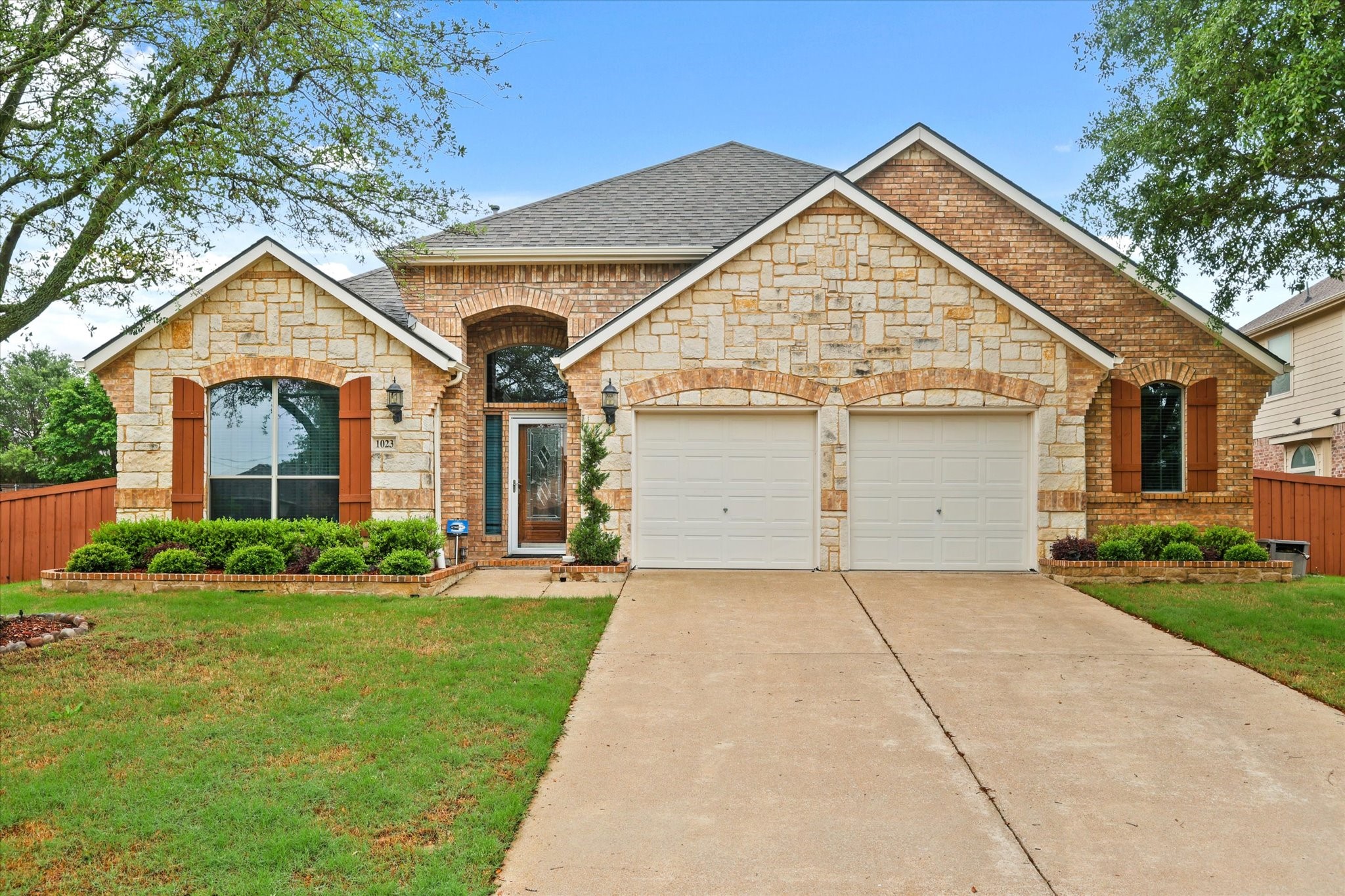 1023 Greenbriar Trail Cedar Hill TX 75104