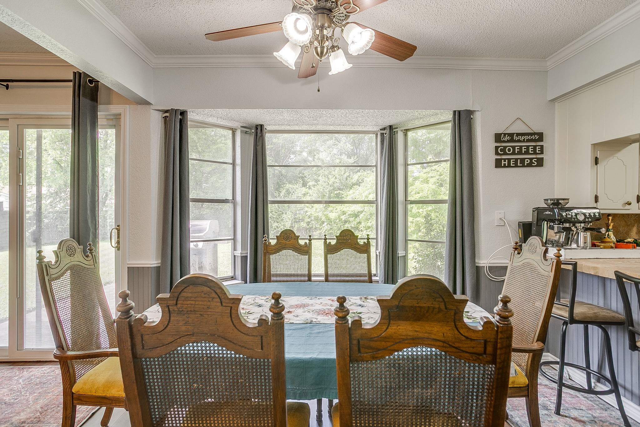 529 Jayellen Avenue Burleson TX 76028