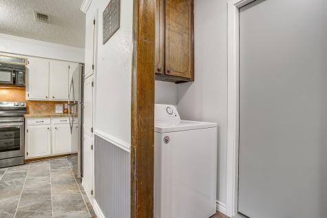 529 Jayellen Avenue Burleson TX 76028