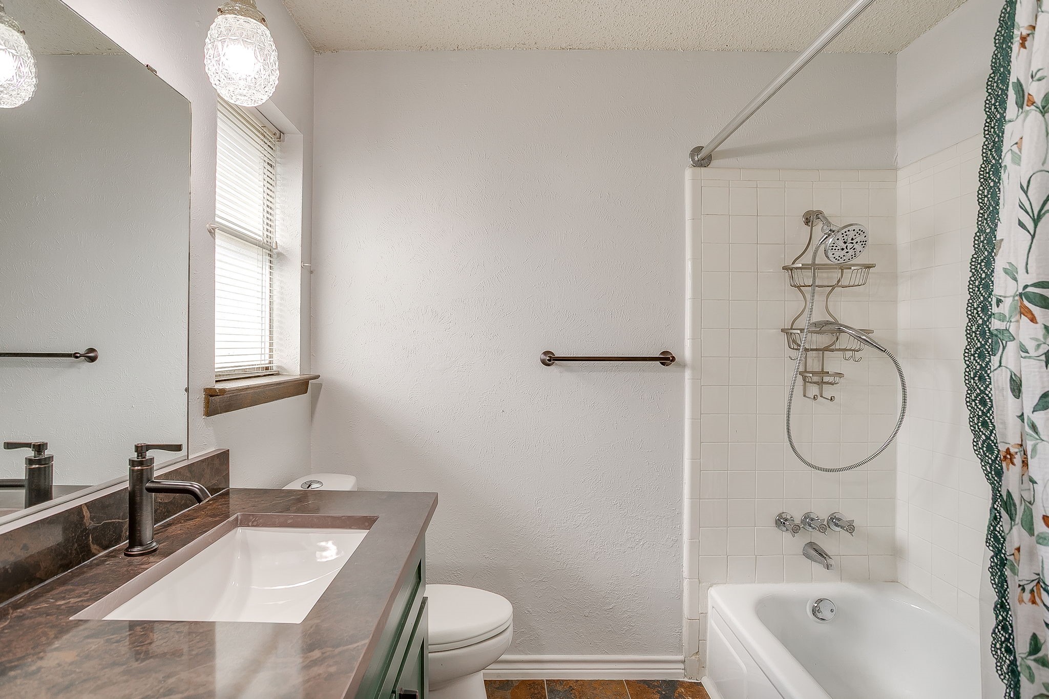 529 Jayellen Avenue Burleson TX 76028