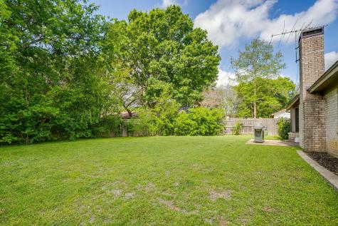 529 Jayellen Avenue Burleson TX 76028