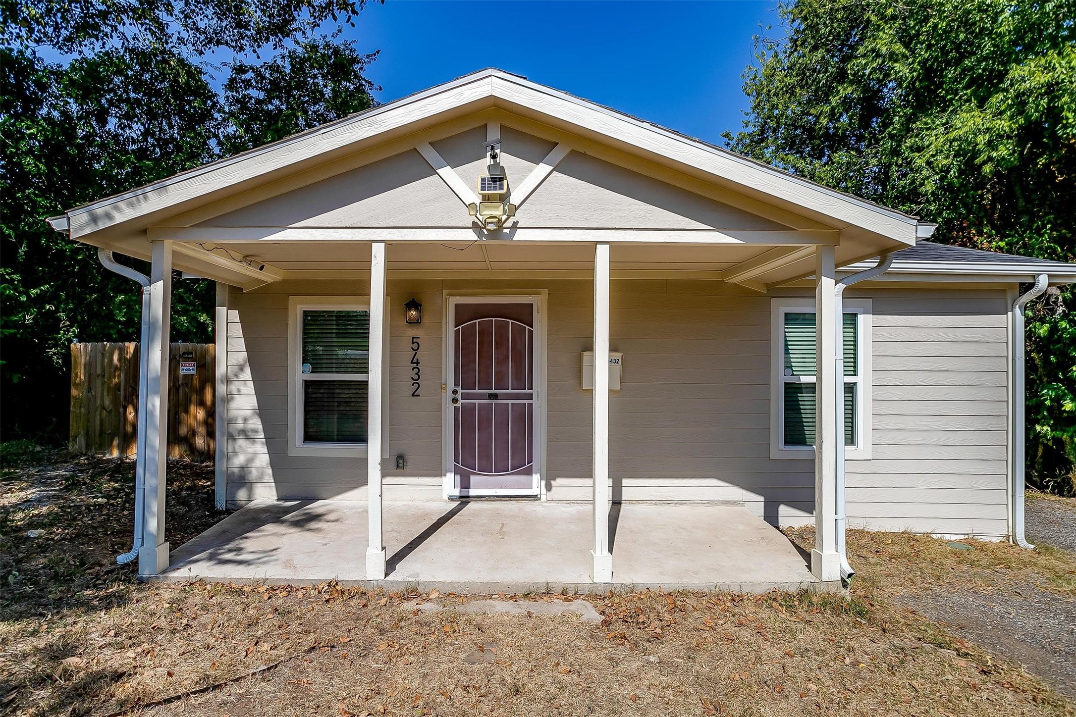 5432 Geddes Avenue Fort Worth TX 76107