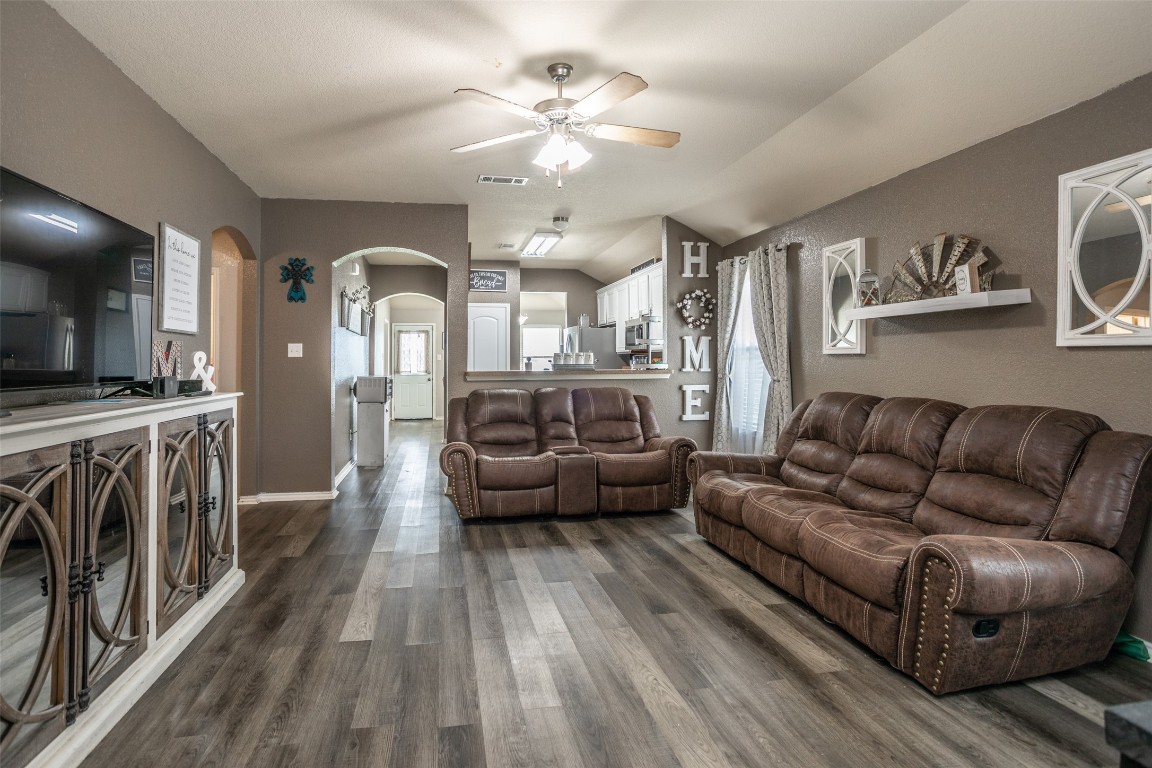 417 Glenwood Street Gainesville TX 76240