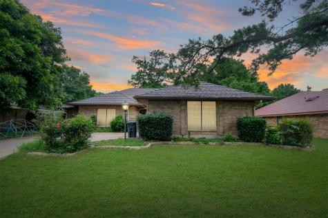 113 Lamp Lighter Court Azle TX 76020