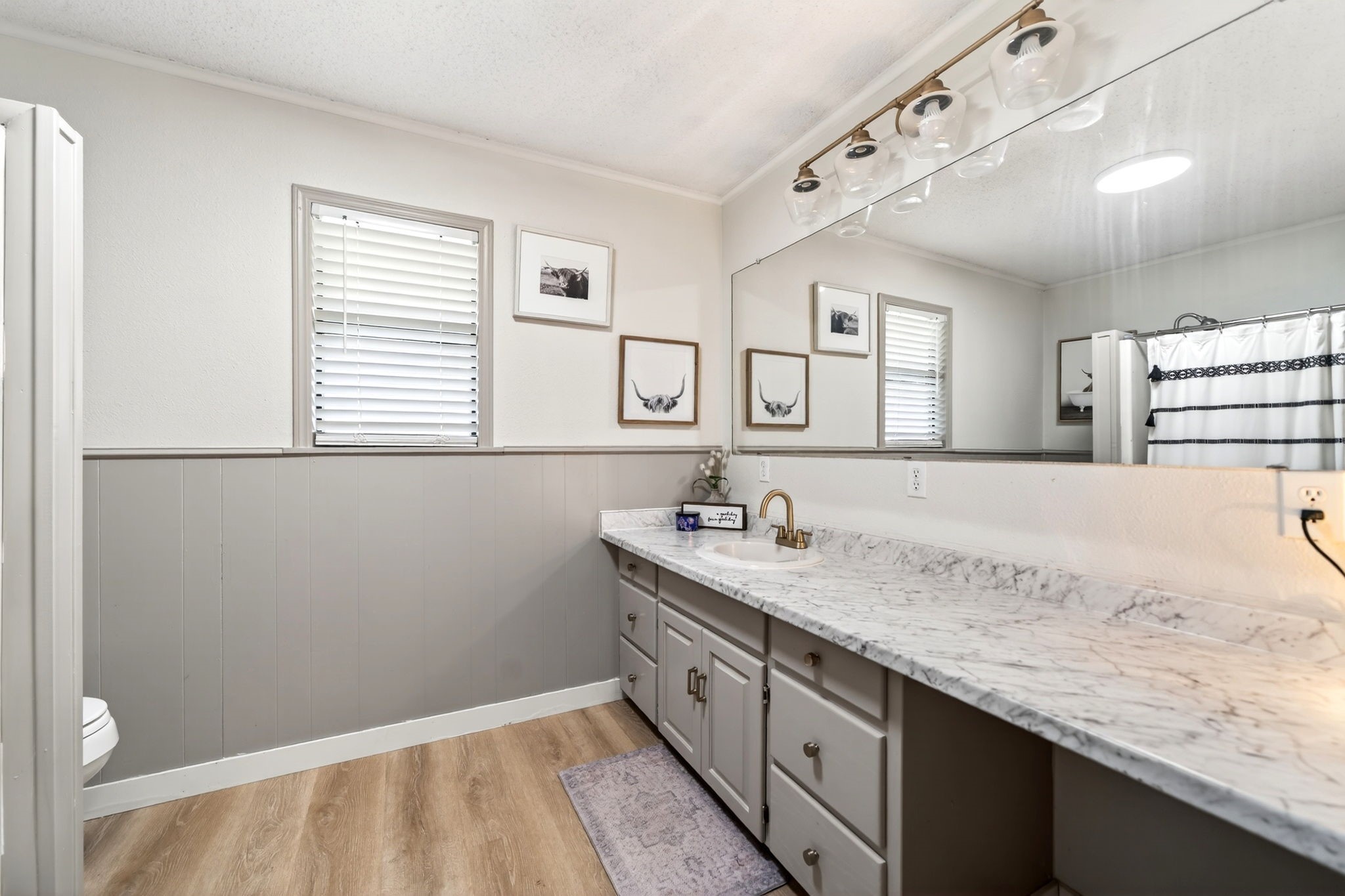 1334 Private Road 8520 Van TX 75790